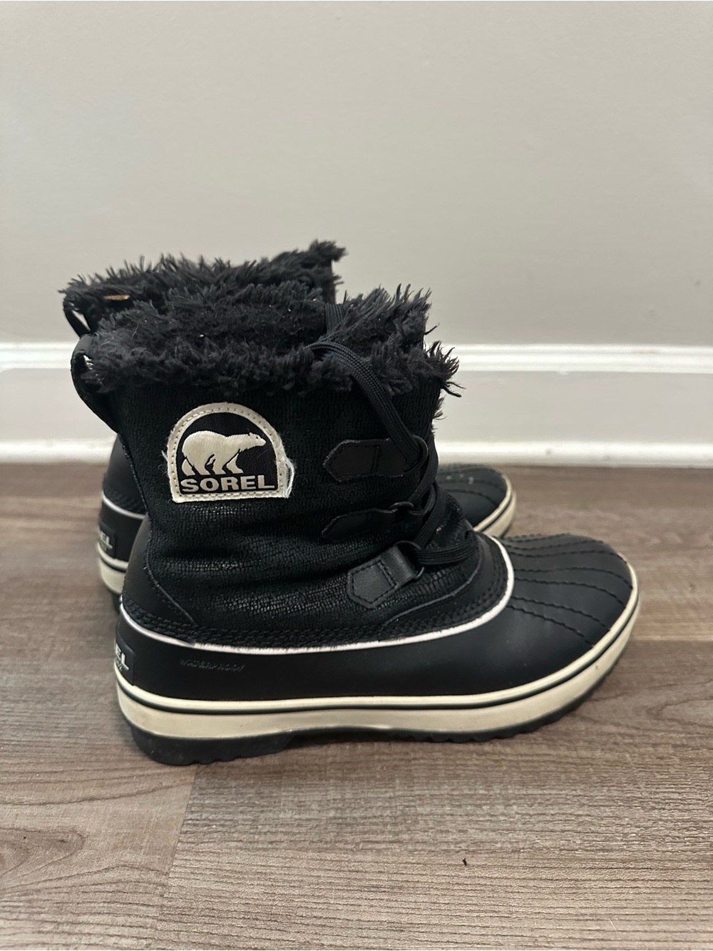 Sorel Black and Cream Kids' Winter Lace-Up Boots with Faux Fur Collar